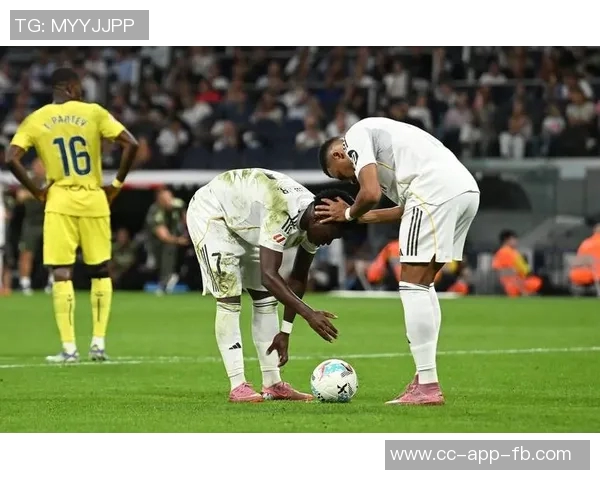 皇马决定继续信任阿隆索球员们全力支持教练不下课